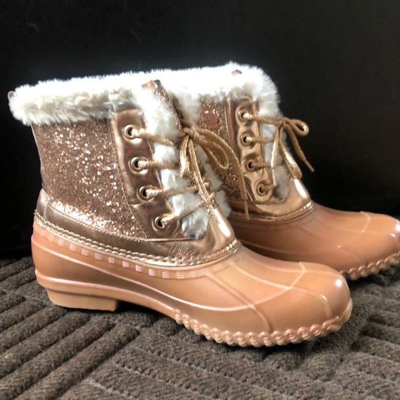 Girls Boots - Picture 2 of 3